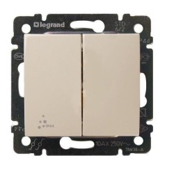 Переключатель двухклавишный Legrand Valena 10A 250V IP44 cлоновая кость 774198