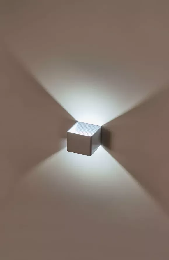 Настенный светодиодный светильник IMEX Geometry IL.0014.0003 WH, Белый, Нейтральный белый, Алюминий Настенный светодиодный светильник IMEX Geometry IL.0014.0003 WH, Белый, Нейтральный белый, Алюминий