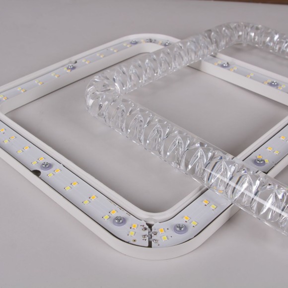 Потолочная люстра с пультом управления Reluce 19848-0.3-4+1B WH