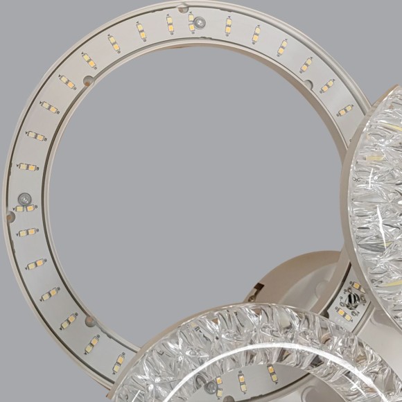 Потолочная люстра с пультом управления Reluce 09847-0.3-4+4A WH