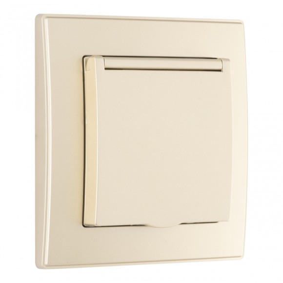 Комплект розетки с/з и шторками, защитной крышкой и рамкой Arte Milano SET06-1-41-1 shampan