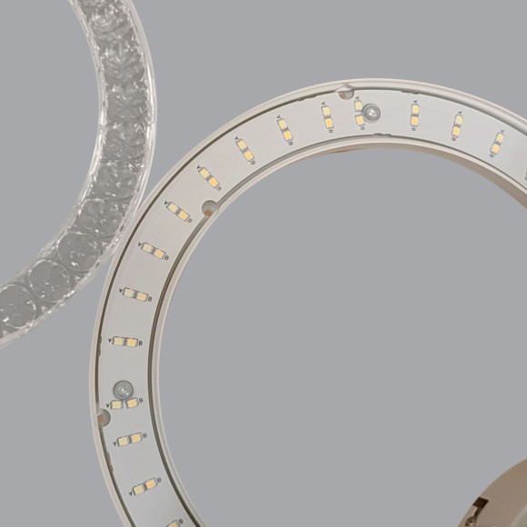 Потолочная люстра с пультом управления Reluce 09847-0.3-5+5A WH