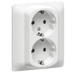 Розетка 2х2К+3 Legrand Galea Life 16A 250V с/з со шторками винтовой зажим белая 771031