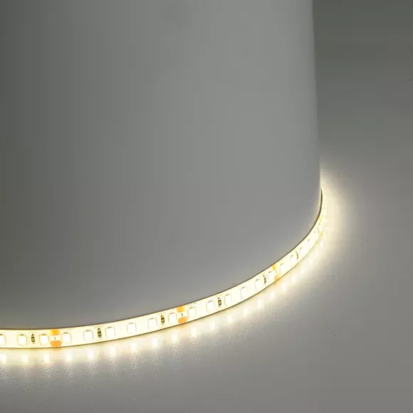 Светодиодная лента Feron LS511 24В 2835 11Вт/м 4000К 5м IP65 51635 Светодиодная лента Feron LS511 24В 2835 11Вт/м 4000К 5м IP65 51635
