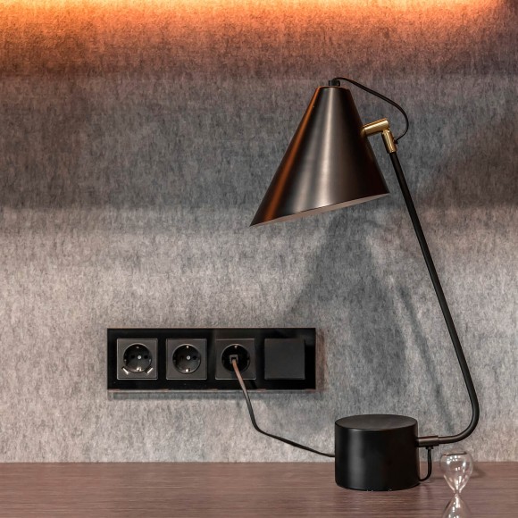 Перекрестный переключатель Werkel одноклавишный черный матовый W1113008 4690389156687