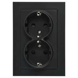 Двойная розетка SHUKO Jasmart с защитными шторками черный матовый (soft touch) 16A 250V 2P+T G5504PB
