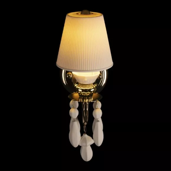Бра Loft IT Grace 10203/1W White, Золото, Белый, Металл, декоративные элементы крупным планом Бра Loft IT Grace 10203/1W White, Золото, Белый, Металл, декоративные элементы крупным планом