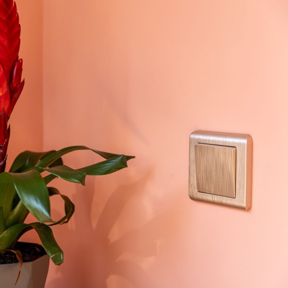 Выключатель одноклавишный Werkel шампань рифленый W1110010 4690389159992