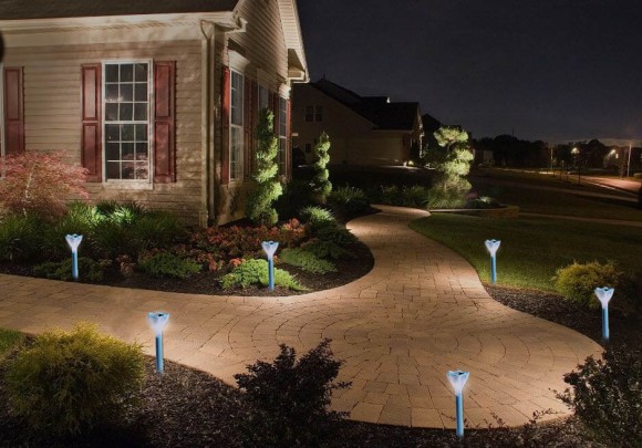 Светильник на солнечных батареях (10624) Uniel Promo USL-C-418/PT305 Blue Crocus