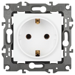 Розетка одноместная Эра 12-2101-01М Б0065700