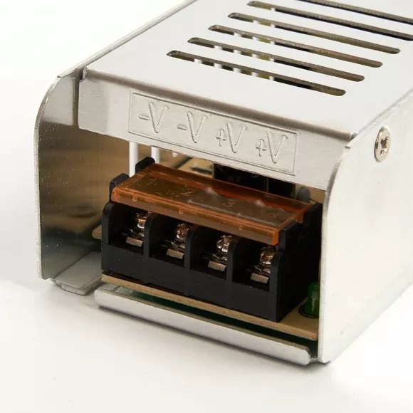 Блок питания для светодиодной ленты Feron LB009 12V 150W IP20 12,5A 21496