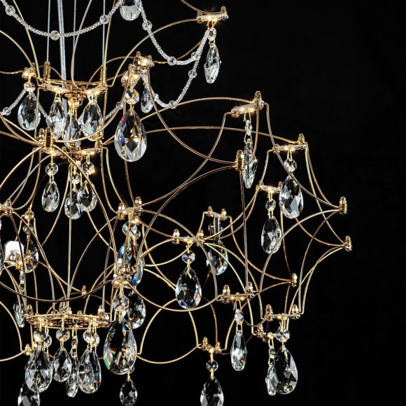 Подвесная светодиодная люстра с пультом управления Modelux ML.7815.600P GD