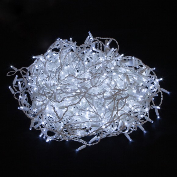 Светодиодный занавес Eurosvet 200-101 белый с эффектом мерцания 2*3м IP65