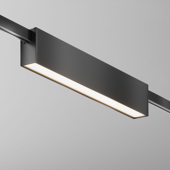 Трековый магнитный светильник Maytoni Basis TR151-1-18W4K-B