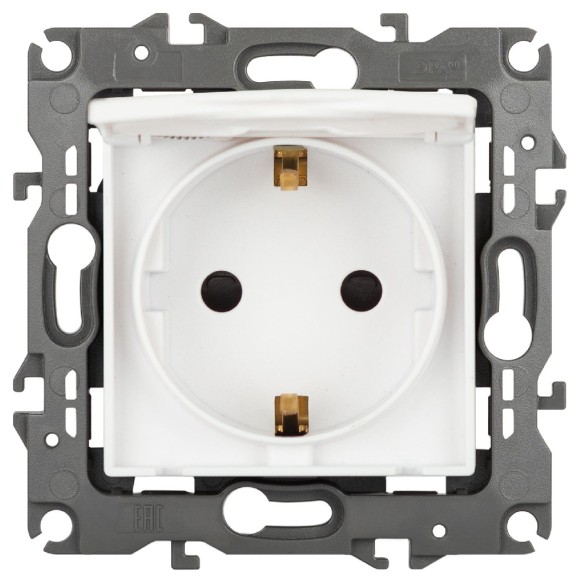 Розетка одноместная со шторками и крышкой Эра 12-2103-01М Б0065675