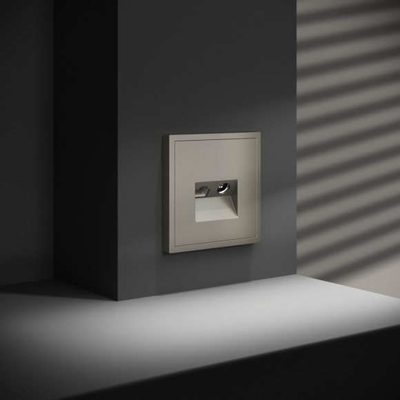 Розетка телевизионная встраиваемая Voltum S70 TV+RJ45 кат. 6, (шелк) VLS060704