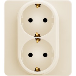 Розетка двойная с/з Legrand Inspiria 673751
