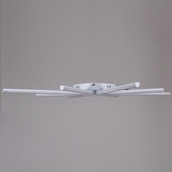 Потолочная светодиодная люстра с пультом управления Reluce 06537-0.3-4+4 WH