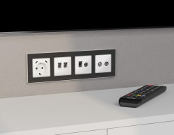 Лицевая панель Alfa (Белый матовый) для компьютерной/телефонной + TV розетки RJ-45/RJ-11 Quant Ambrella Volt AP1325