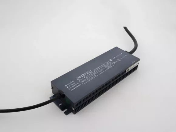 Блок питания LEDS POWER 300Вт 24В IP67 алюминий SLIM 003184 Блок питания LEDS POWER 300Вт 24В IP67 алюминий SLIM 003184