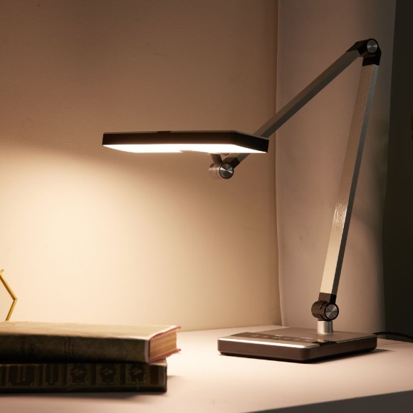 Настольная лампа Uniel ULM-D110 15W/3000-6500K/DIM SILVER UL-00011289