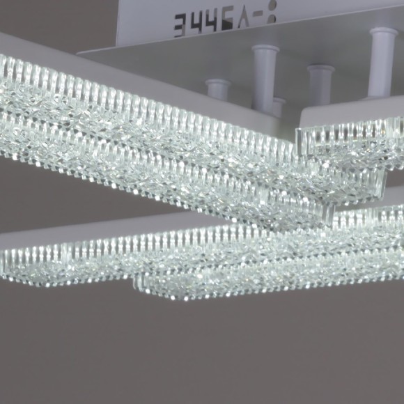 Потолочная светодиодная люстра с пультом управления Reluce 03446-3.3-08C WH