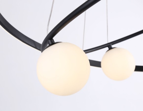 Подвесная люстра с пультом управления Ambrella Light LineTech FL66327