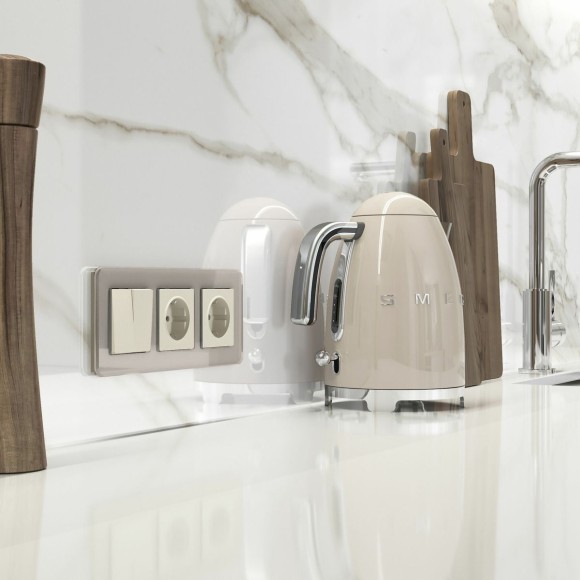 Розетка с заземлением и шторками Werkel 4690389184741 W1171162