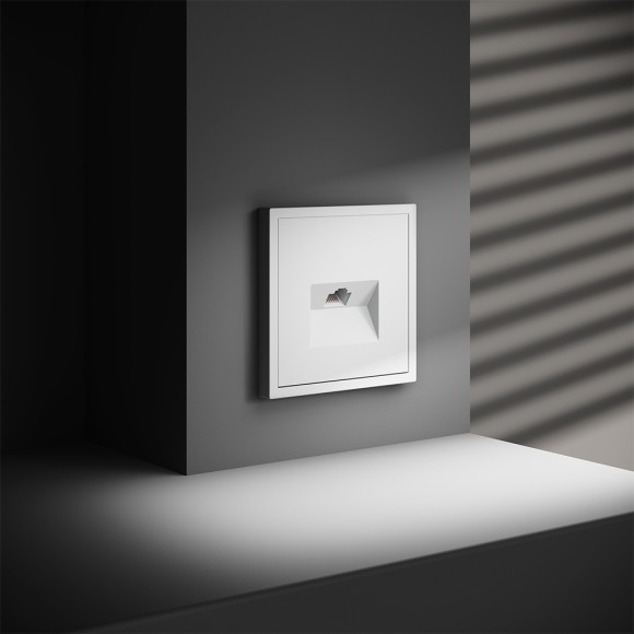 Розетка компьютерная Voltum S70 VLS060102