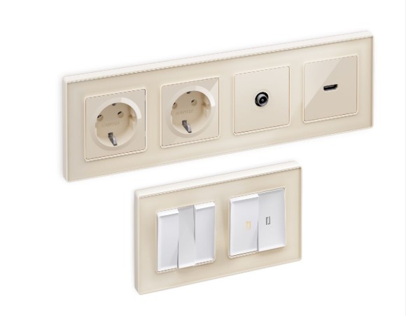 Рамка четырехместная Ambrella Volt Arctic AF580304