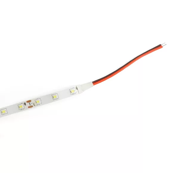 Светодиодная лента Saffit SST01 12В 6Вт/м 3000К 5м IP20 55237 Светодиодная лента Saffit SST01 12В 6Вт/м 3000К 5м IP20 55237