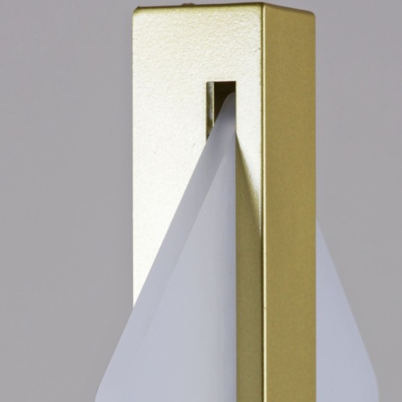 Настенный светильник Reluce 02713-0.2-01 GD