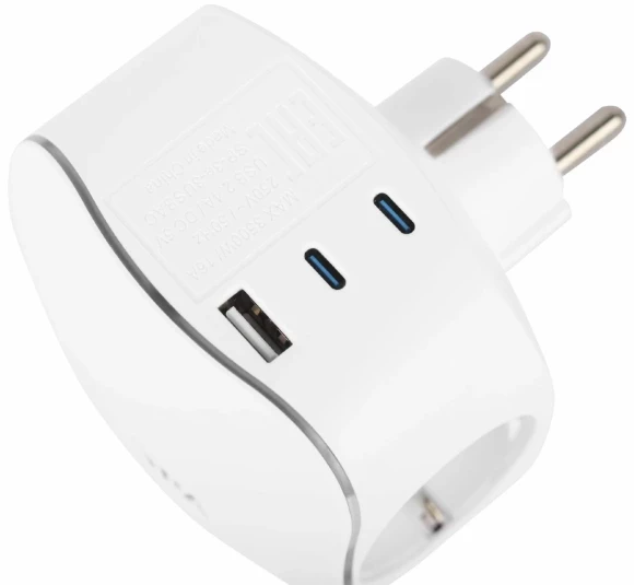 Разветвитель электрический ЭРА SP-3e-3USBAC-W на 3 розетки + 3 USB A+C с заземлением со шторками 16А белый Б0069081