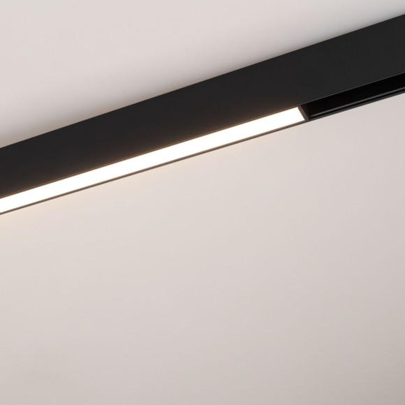 Трековый магнитный светильник Arlight MAG-ORIENT-FLAT-L235-8W Day4000 (BK, 100 deg, 48V, DALI) 033610(1)