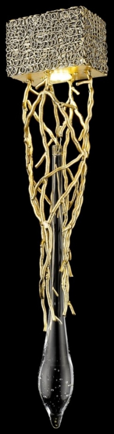 Настенный светильник Wertmark Divina WE186.01.501