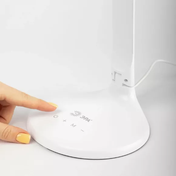 Настольная лампа Эра NLED-483-10W-W Б0068553 Настольная лампа Эра NLED-483-10W-W Б0068553