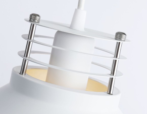 Подвесной светильник Ambrella Light Traditional TR8171