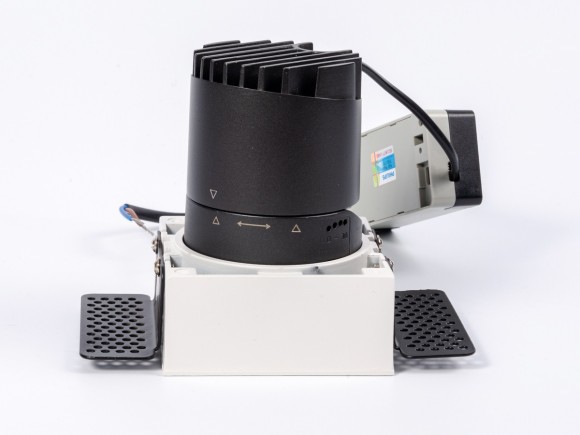 Встраиваемый светильник Fiberli 302T75 (квадратная рамка) 12130205