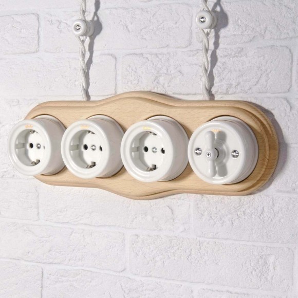 Розетка с заземлением Werkel 4690389166792 W5671001