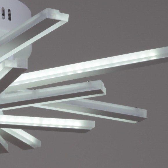 Потолочная светодиодная люстра с пультом управления Reluce 09824-3.3-4+4 WH