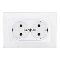 Розетка двойная с/з и шторками Arte Milano SET06-double-40-2 white