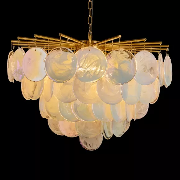 Подвесная люстра LOFT IT Lolly 10492/800 Pearl, декоративные элементы крупным планом Подвесная люстра LOFT IT Lolly 10492/800 Pearl, декоративные элементы крупным планом