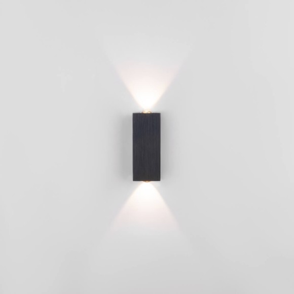 Настенный светодиодный светильник Elektrostandard Petite 4690389176821