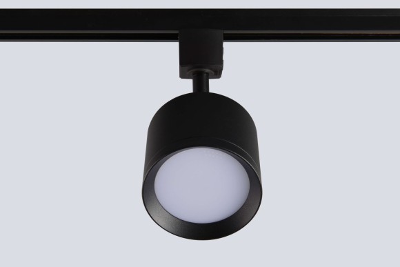Трековый однофазный светильник Crystal Lux CLT 0.31 020 BK