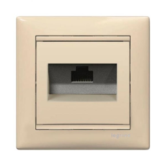 Розетка компьютерная RJ45 Legrand Valena 5e кат UTP с захватами слоновая кость 774130