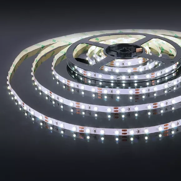 Светодиодная лента Elektrostandard 4,8W/m 60LED/m 2835SMD холодный белый 5M 4690389150234 a049837 Светодиодная лента Elektrostandard 4,8W/m 60LED/m 2835SMD холодный белый 5M 4690389150234 a049837