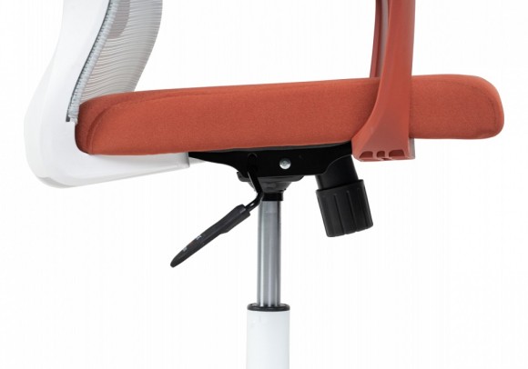 Кресло компьютерное More WO_15799