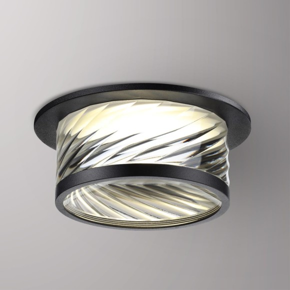 Встраиваемый светильник Novotech Spot 370918