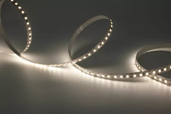 Светодиодная лента LEDS POWER 2835 120/м (10Вт/м) 12В нейтральная 008639 Светодиодная лента LEDS POWER 2835 120/м (10Вт/м) 12В нейтральная 008639