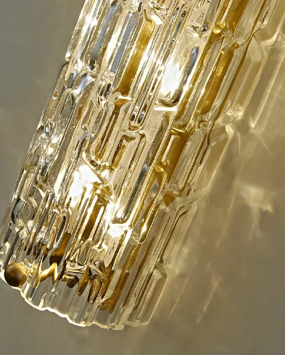 Настенный светильник DeLight Collection 88085W/S gold/clear, декоративные элементы крупным планом Настенный светильник DeLight Collection 88085W/S gold/clear, декоративные элементы крупным планом